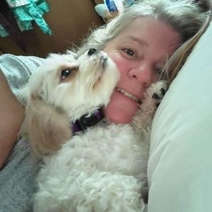 Meet your Posher, Debbie